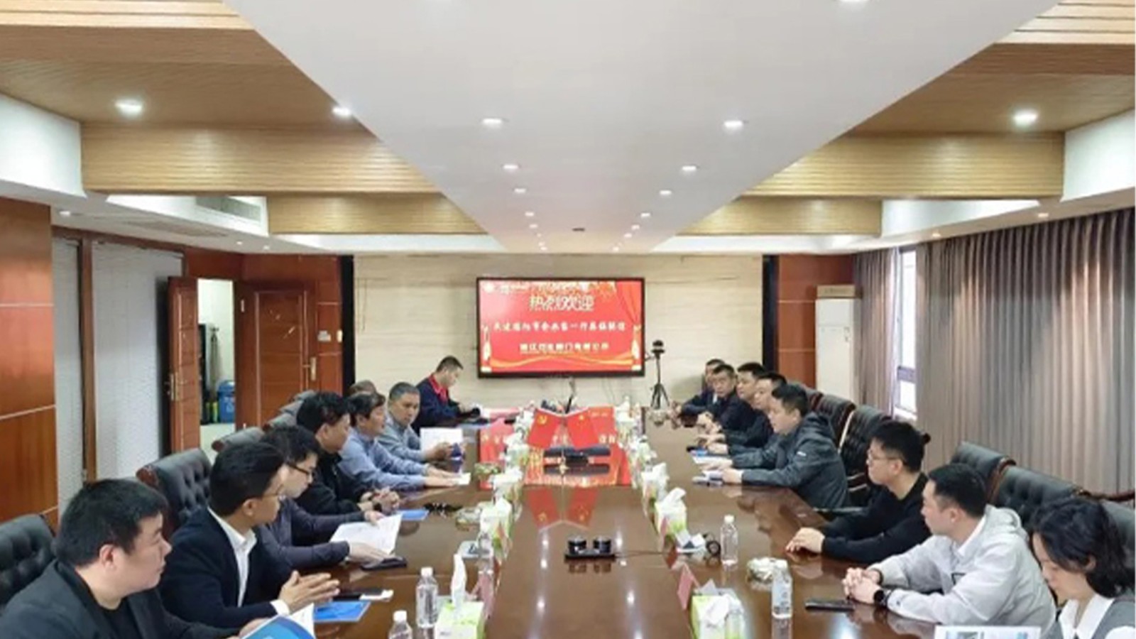 民建德陽市企業(yè)家聯(lián)誼會(huì)來溫考察交流